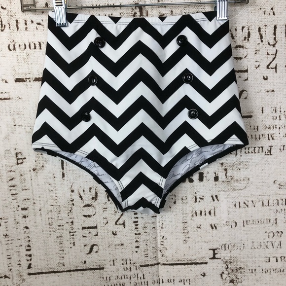 Marilyn Monroe High Waisted Swimwear - Picture 1 of 6